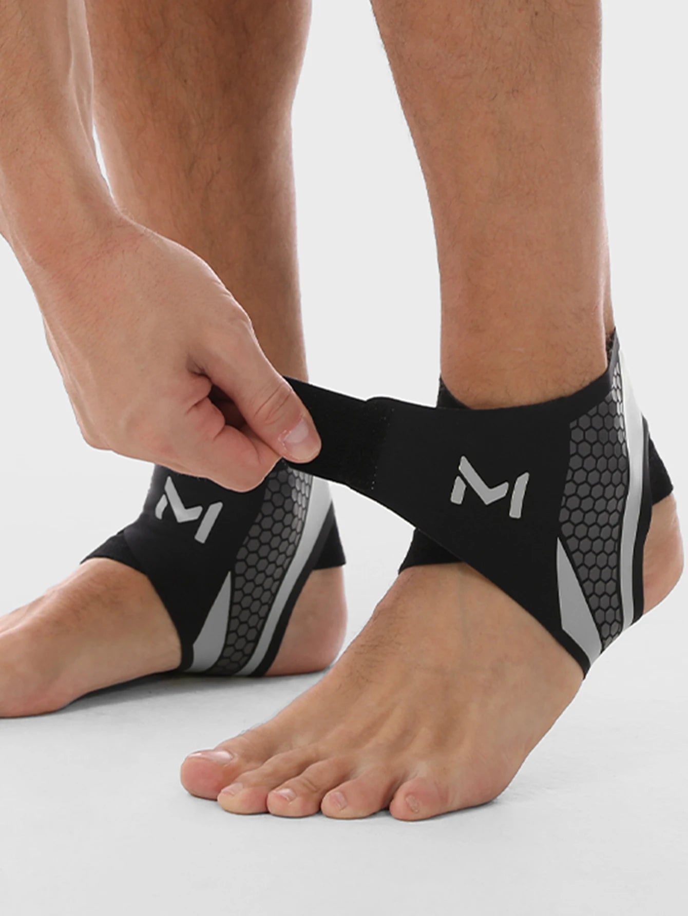 Copper Ankle Support Compression Sleeve — Pain Relief, Sprain Recovery & Sport Protection for Men & Women